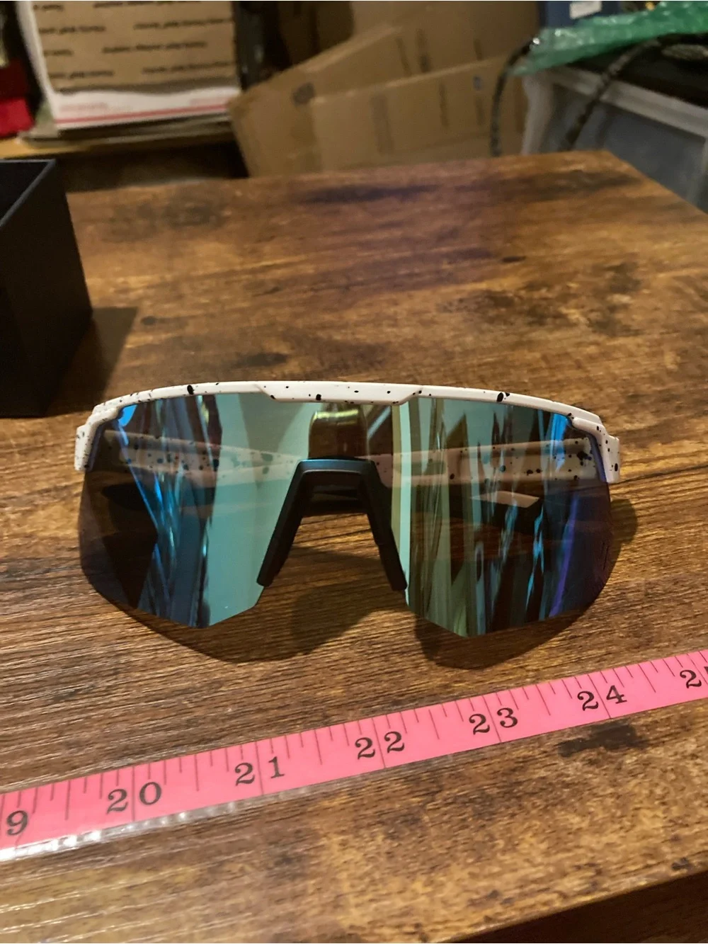 One Mood sunglasses